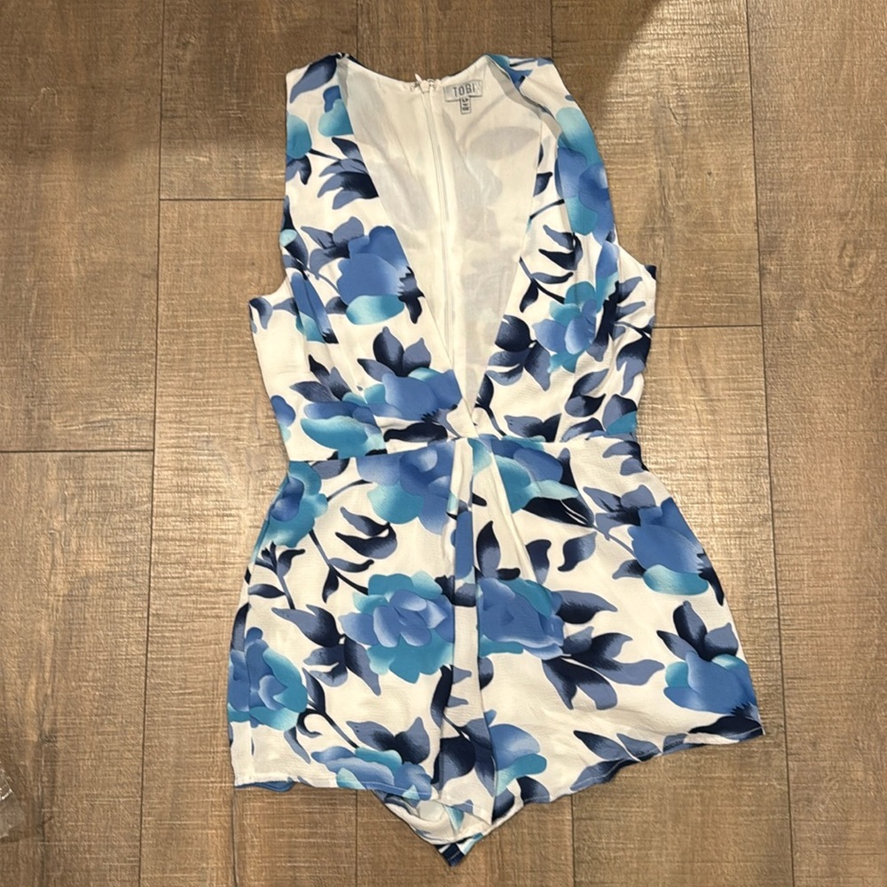 Tobi Into The Deep Floral Romper S / Ivory Multi